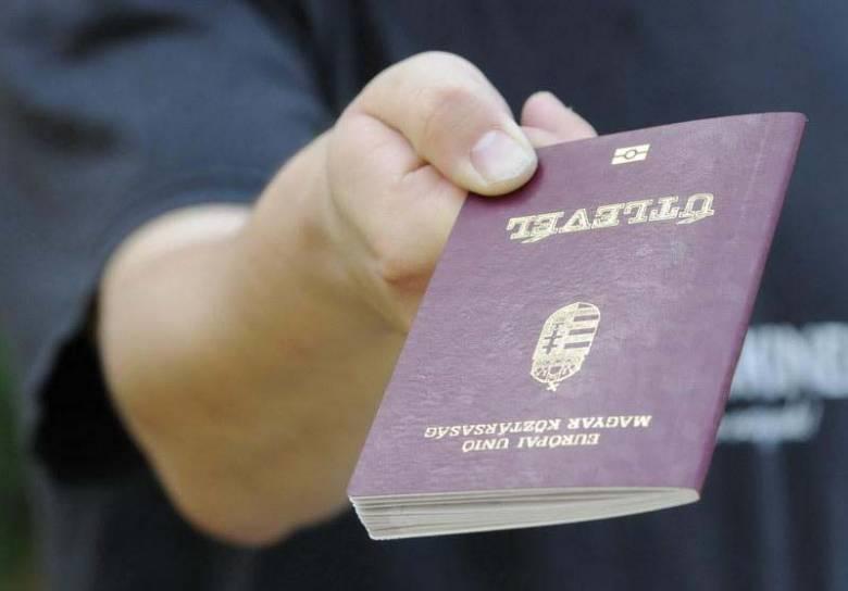 A magyar állampolgárságot legfeljebb tíz évre lehet felfüggeszteni.