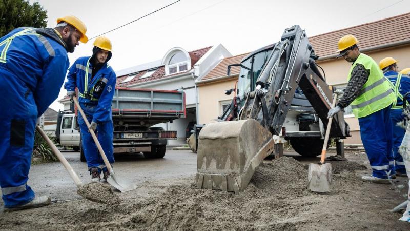 Egerben elkezdődtek az útjavítási munkálatok, így a közlekedőknek fel kell készülniük a forgalmi korlátozásokra.