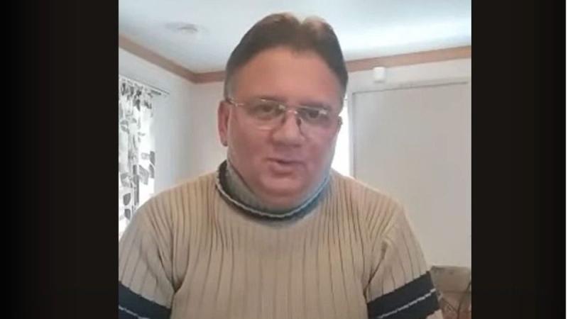 Mandula Viktor: Következmények nélküli ország

A „Következmények nélküli ország” egy olyan hely, ahol a tettek és döntések súlya elvész, és az emberek szabadon cselekedhetnek anélkül, hogy a következményekkel kellene szembenézniük. Ez a fogalom számos kér