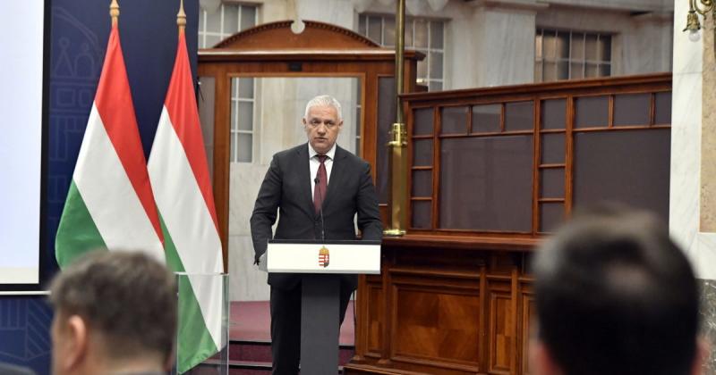Megkezdődött a Nemzeti Bajnokok kombinált hitelprogram bevezetése | Demokrata