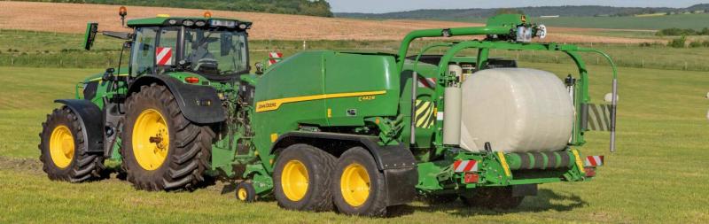 Fedezd fel a John Deere legújabb körbálázóit, melyek a mezőgazdaság jövőjét hivatottak formálni! Az új generációs modellek innovatív technológiákkal és kiemelkedő teljesítménnyel büszkélkednek, hogy a bálázási folyamat még hatékonyabbá váljon. A precíziós
