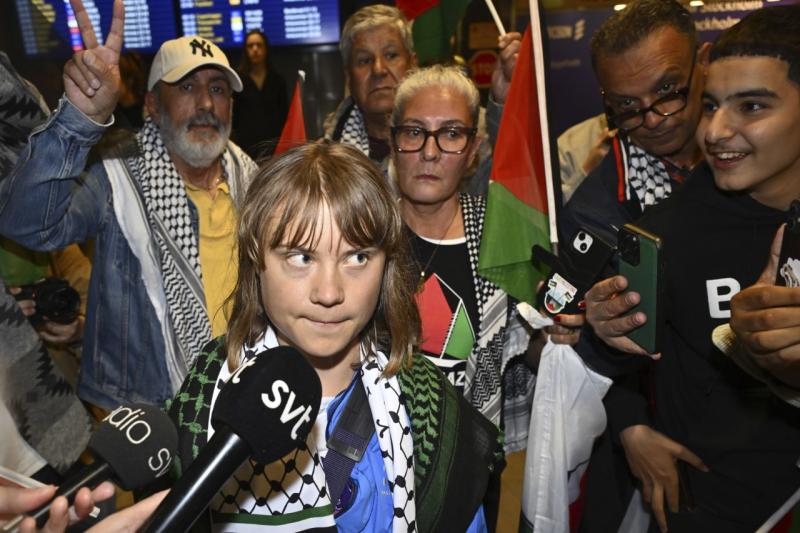 Magyarországon inzultálták Greta Thunberget, aki nem csupán a klímavédelem élharcosa, hanem a Pride eseményen való részvétele miatt is került a figyelem középpontjába. Az őt ért támadások különösen meglepőek, hiszen nem mindennapi személyiség állt a célke