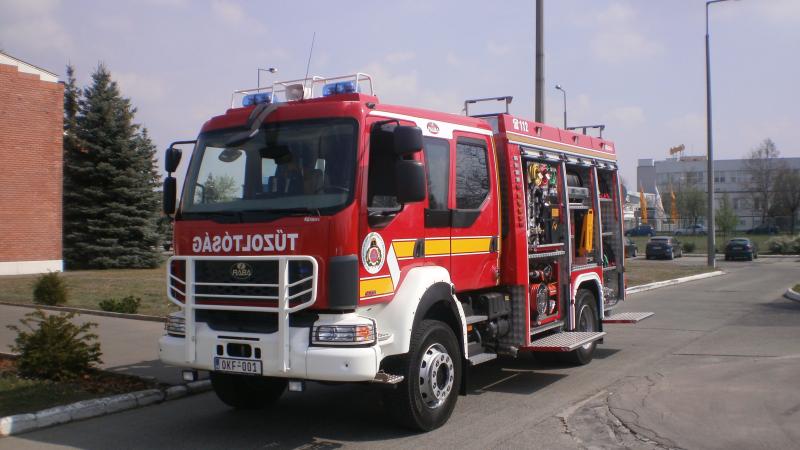 Figyelj, ezt nem fogod elhinni: egy újabb BKV-busz kapott lángra Budapesten! -- Totalcar