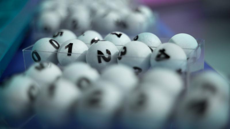 Friss hír! A Hatoslottó nyerőszámai a 40. héten, vasárnap kerültek kihirdetésre - Pénzcentrum.