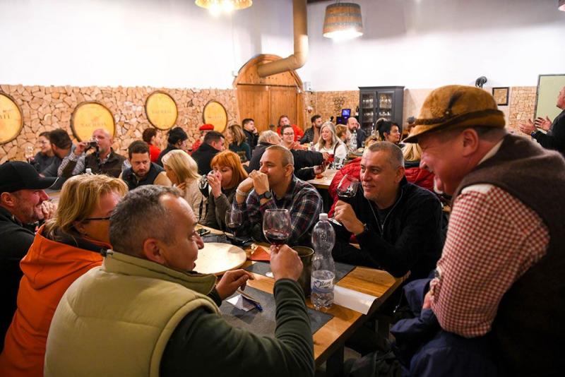 Bor, barátság és hagyomány - A Cellar Tour Krasznabélteken felejthetetlen élményekkel zárult. 